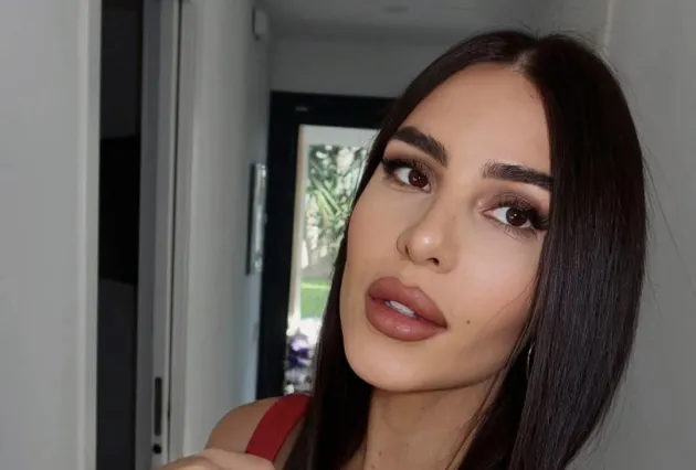 Porodično uživanje u Sevilji: Anastasija pokazala kako provodi vreme sa mužem i sinom, jedan detalj mami osmehe (FOTO) 33 Anastasija Raznatovic 1 e1785424236984