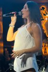 Katarina Živković srušila Budvu: Klub krcat do poslednjeg mesta, publika uglas pevala njen najveći hit (VIDEO) 16 Katarina Zivkovic za Sele prtsc1