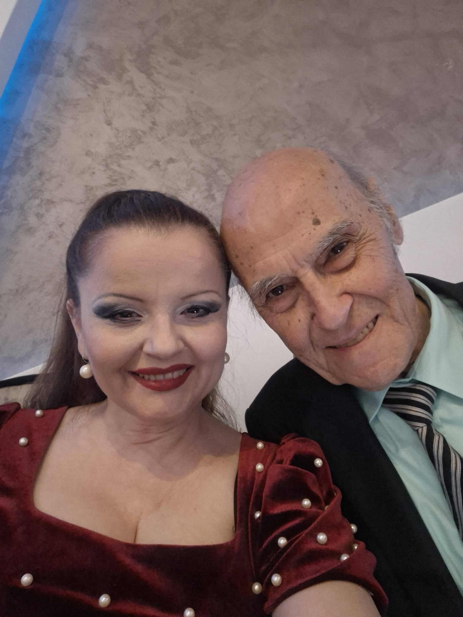 Žena Andrije Bajića u lošem stanju, evo gde se nalazi nakon što je napustila kuću u kojoj je živela sa pevačem 6 MALA CANA I ANDRIJA BAJIC 1