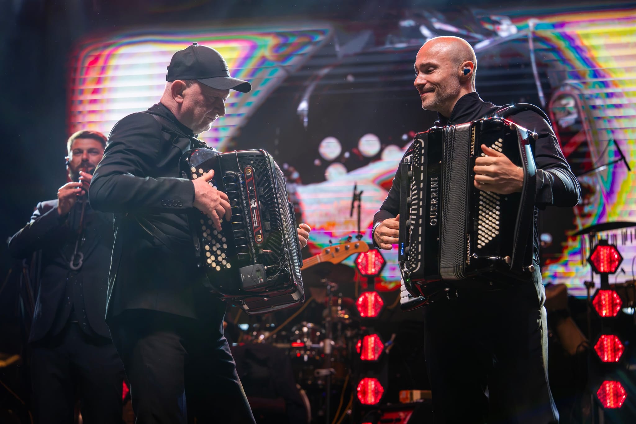 Kraljevo zagrlilo svog virtouza: Aleksandar Sofronijević priredio muzički spektakl u rodnom gradu! 8 PHOTO 2026 07 25 13 40 48 7