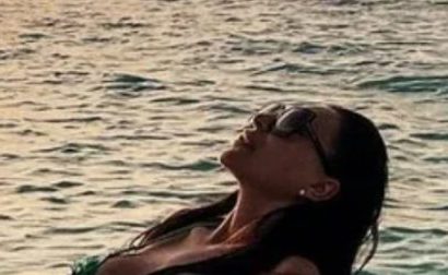 Pogledajte kako Ceca Ražnatović uživa u Marbelji: Na bazenu sve u znaku čuvenog brenda, sve pršti od luksuza (FOTO) 17 Screenshot 2026 07 06 131749