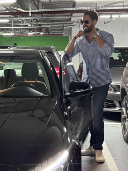 Skinuo dugu kosu, obukao odelo i niko ga ne prepoznaje: Nekadašnji zavodnik iz "Zvezda Granda" šokirao promenom 17 SnapInsta.to 726838299 18599467207045465 7211858647688080692 n