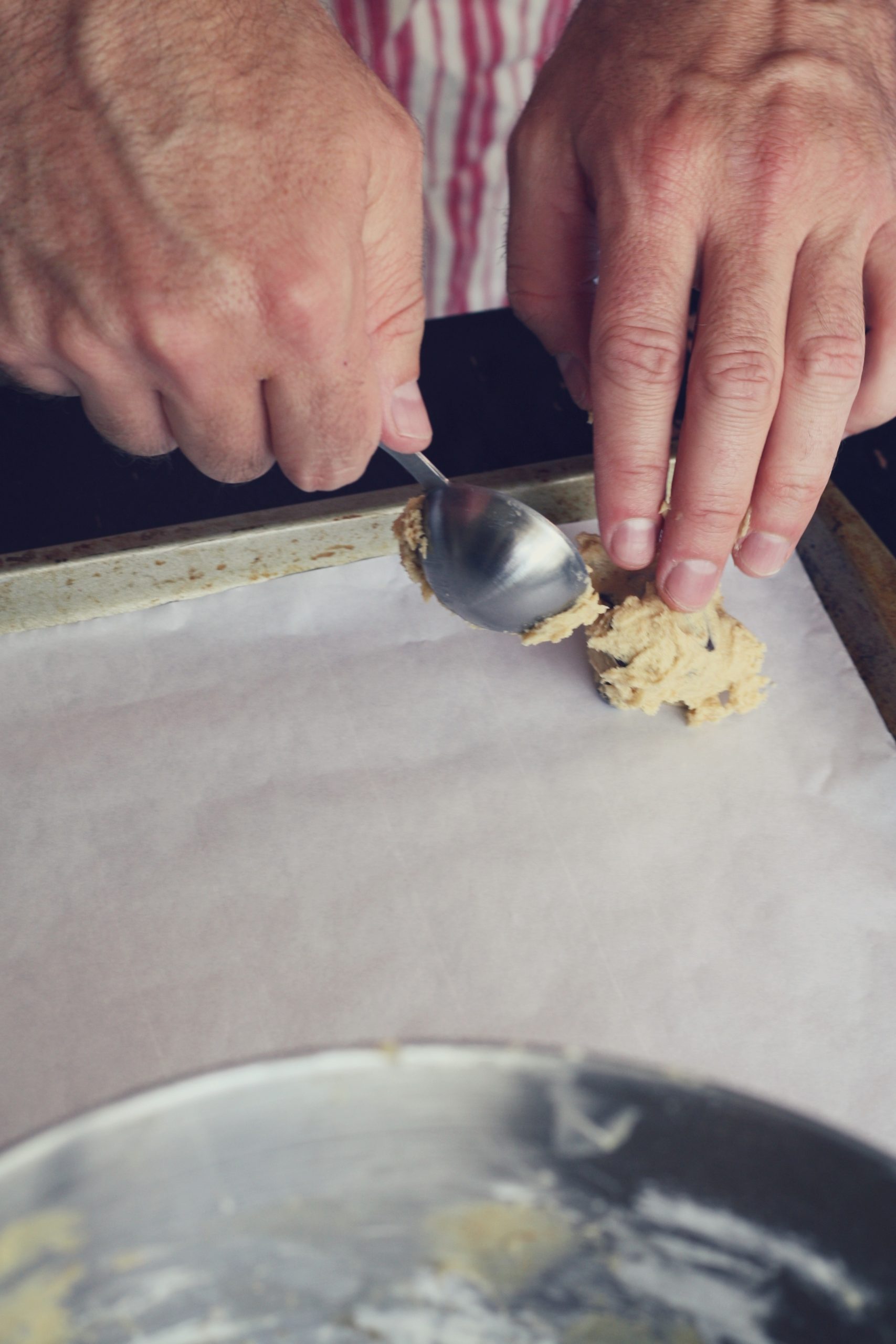 Mnogi ih mešaju, a razlika je ogromna: Jedan papir se koristi za pečenje u rerni, dok drugi može da bude opasan 7 ponce photography cookie dough 1449461