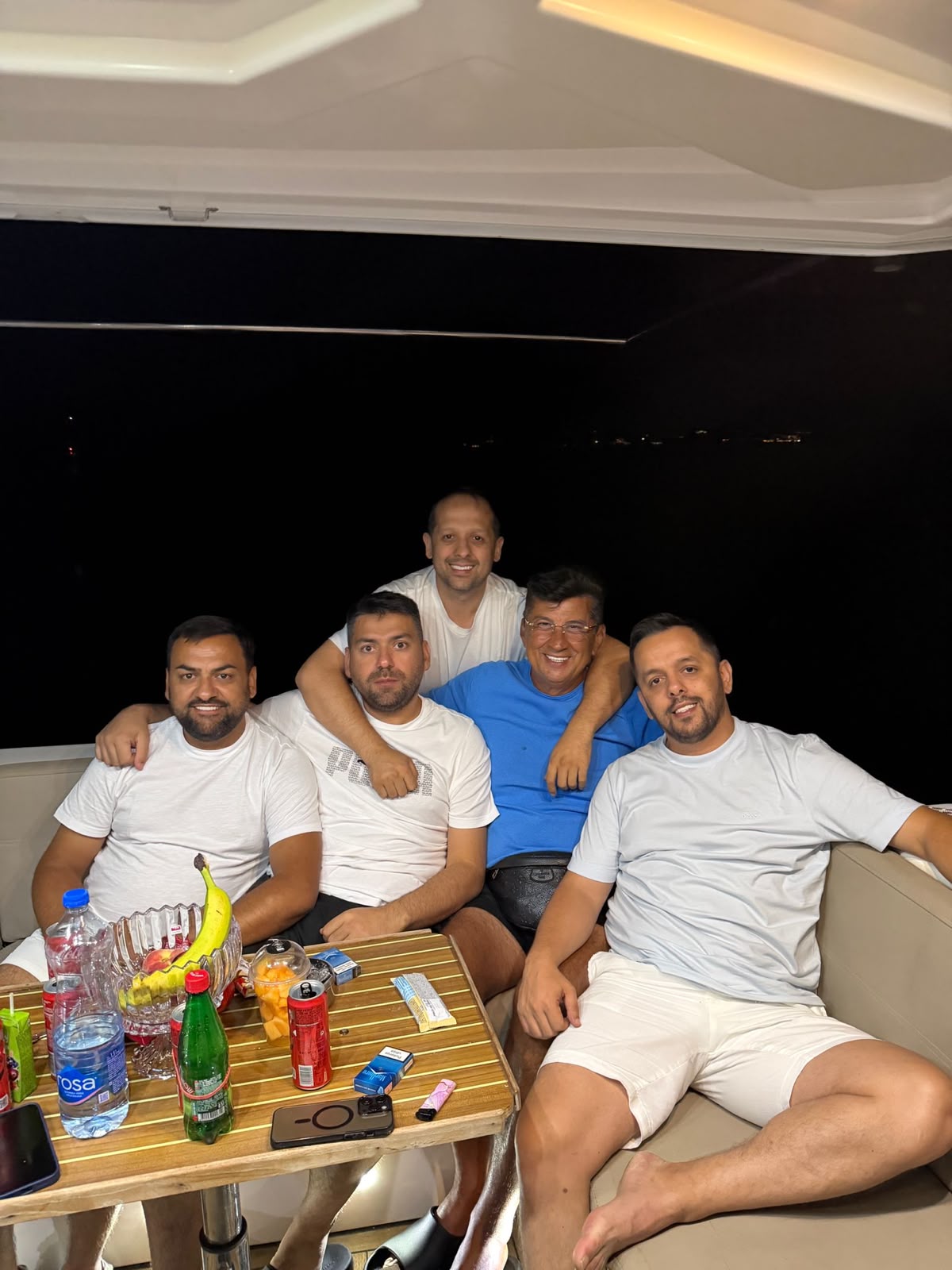 Zavirite na luksuzni gliser Emira Habibovića! Peja pokazao kako provode letnje dane, a tek da vidite šta su upecali (FOTO/VIDEO) 5 zoran pejic peja