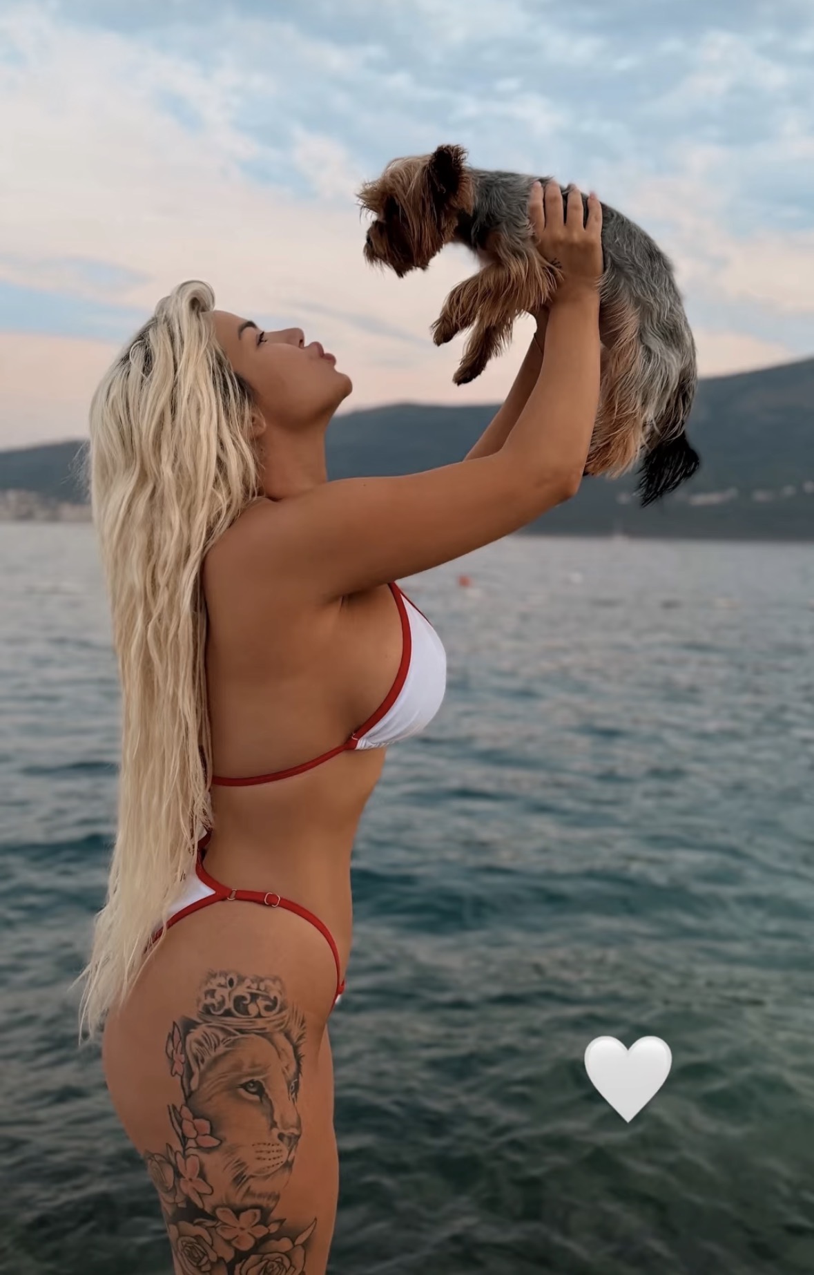 Nekada je važila za simpatičnu bucku u "Zvezdama Granda", a sad pokazala prezgodno telo u bikiniju (FOTO) 9 IMG 1113
